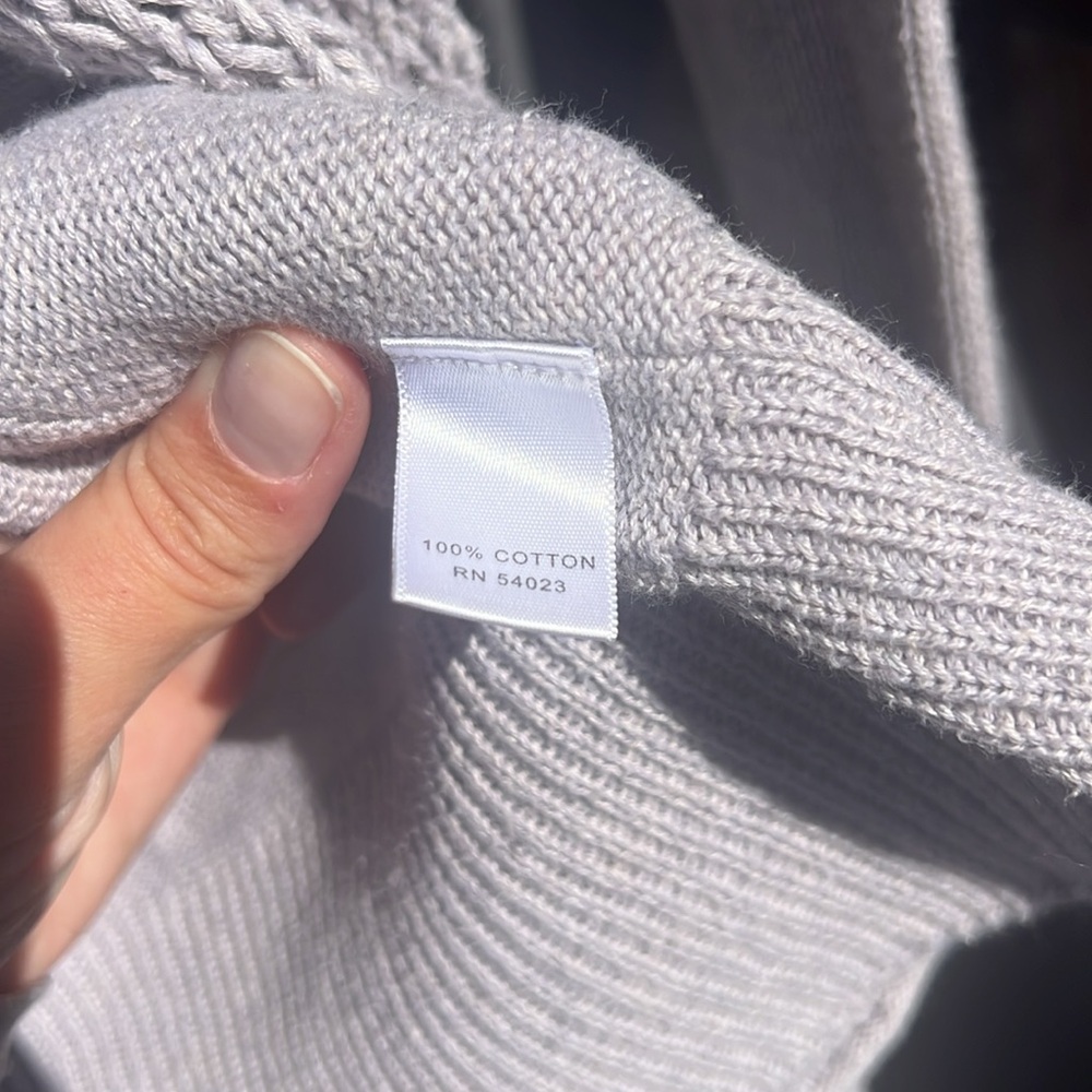100% Cotton Cardigan by Banana Republic, Medium in Lilac - Picture 5 of 11